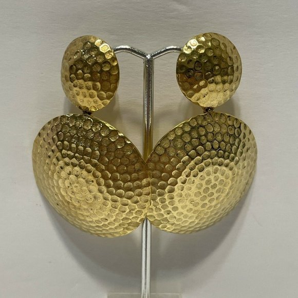 artisan  hammered gold coin dangle pendant earrings - Picture 2 of 6